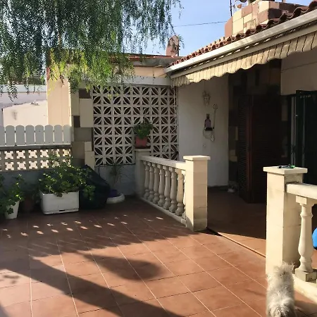 2 Bedrooms House At 50 M Away From The Beach With Sea View And Furnished Terrace Semesterbostad *